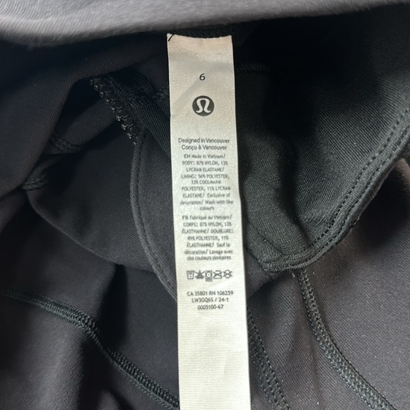 LuluLemon Define Jacket Luon in Black - Picture 9 of 11